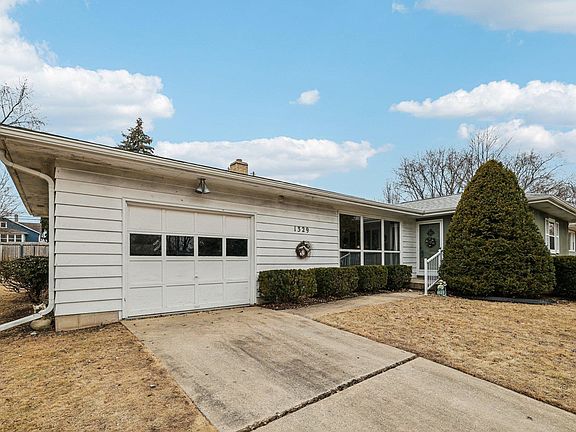 2nd image of 1329 Ellenwood Dr