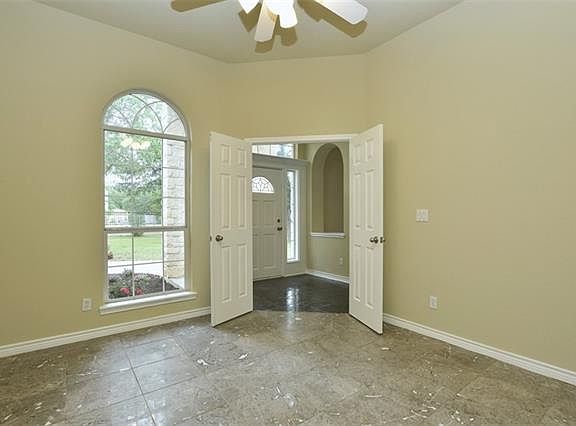 5th image of 200 S Mustang Ave