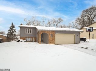 1889 Edgerton St, Saint Paul, MN 55117
