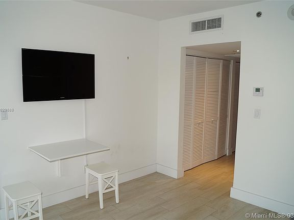 3rd image of 7000 Island Blvd APT 312