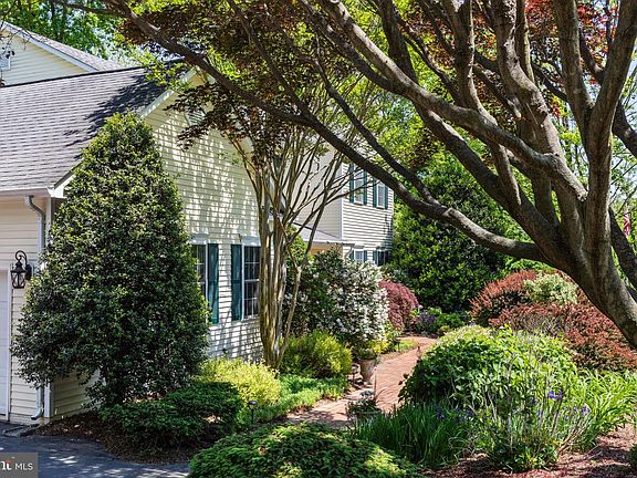 5th image of 17614 Sweetwood Ct