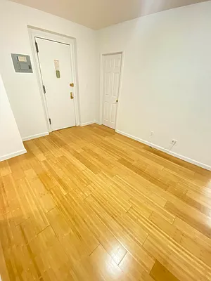 Rented by Level Group | media 14