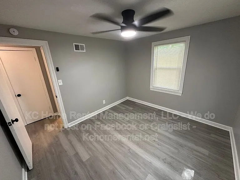 11636 W 68th Ter — Photo 16