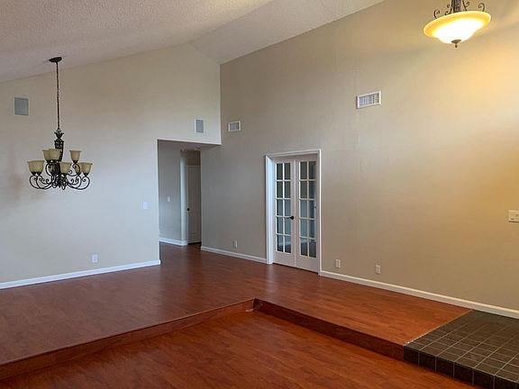 5th image of 5054 Corte Verde Dr