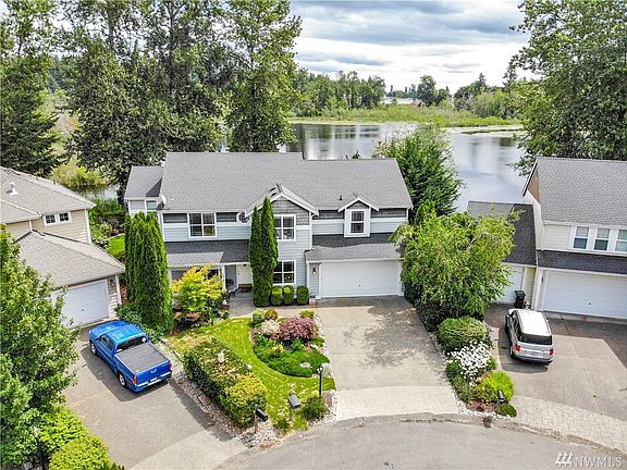 2nd image of 1638 Timberlake Ct SE