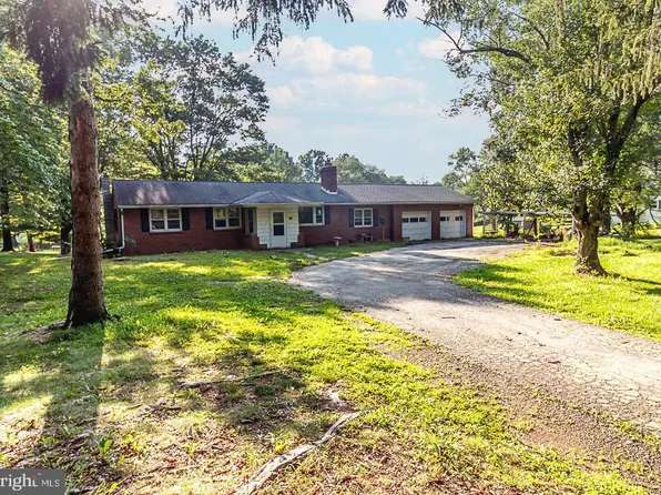 200 Barneston Rd, Honey Brook, PA 19344
