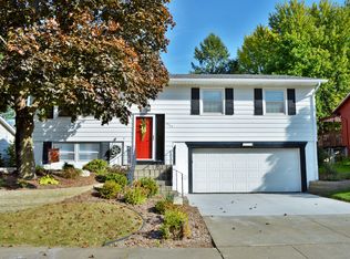 3717 29th St, Bettendorf, IA 52722