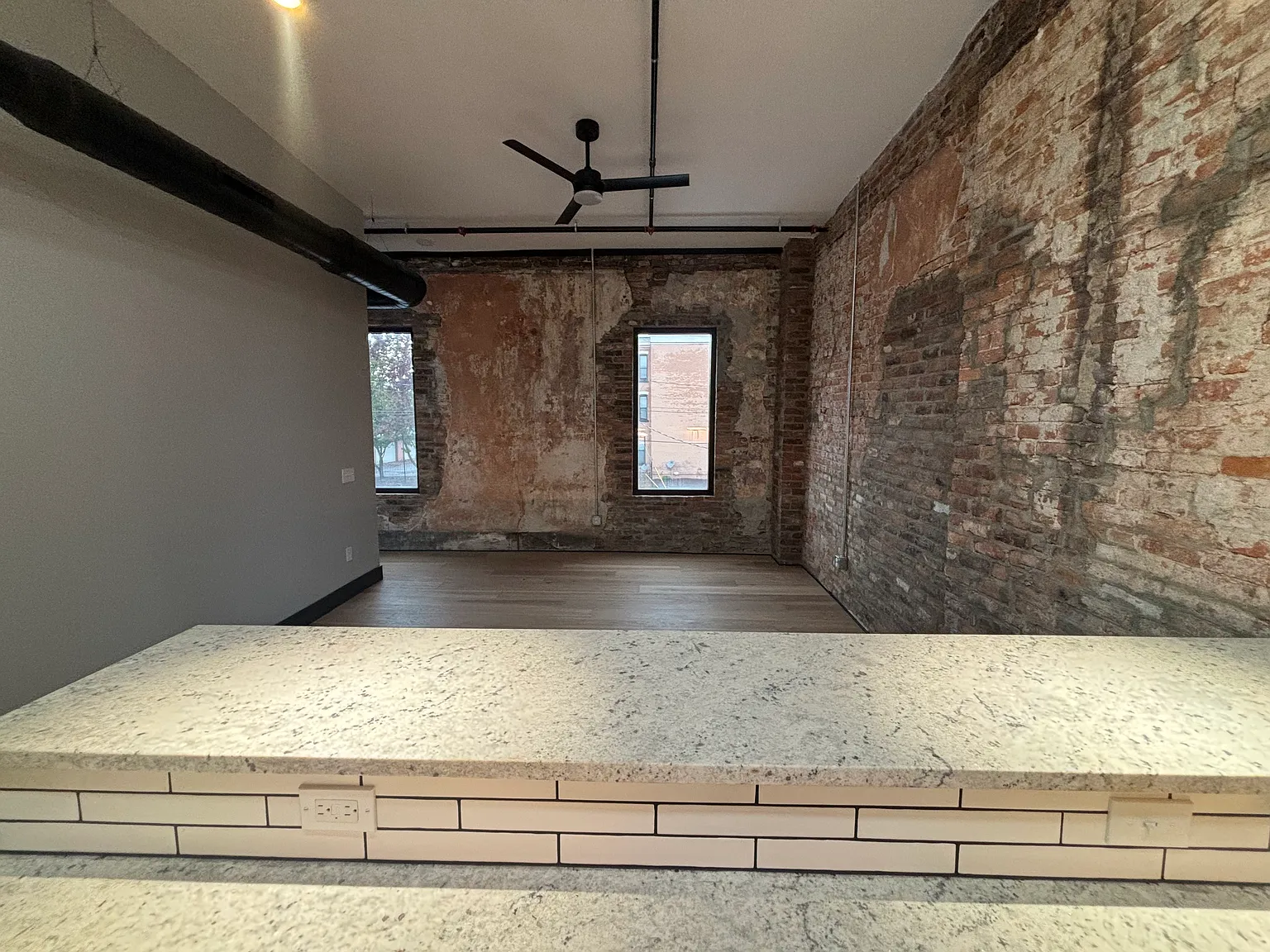 311 Locust St — Photo 4