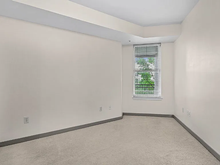 390 17th St NW #5062 — Photo 23