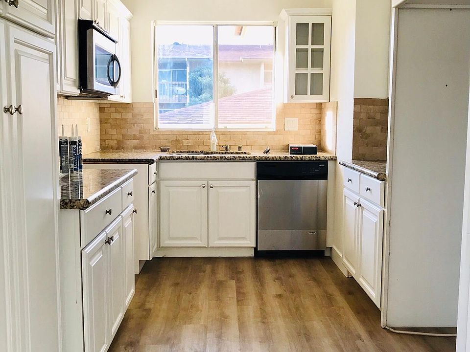 1st image of 1031 Lanza Ct
