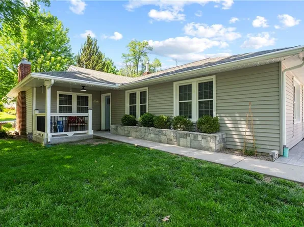 2113 Birch St, Atchison, KS 66002