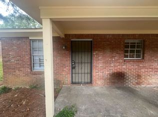 2107 Thousand Oaks Dr, Jackson, MS 39212