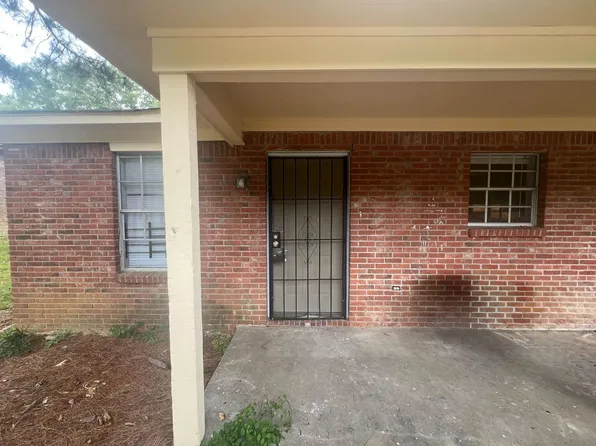 2107 Thousand Oaks Dr, Jackson, MS 39212
