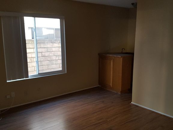 4th image of 4412 Honeyglen Ct