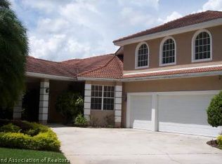 6041 Strafford Oaks Dr, Sebring, FL 33872