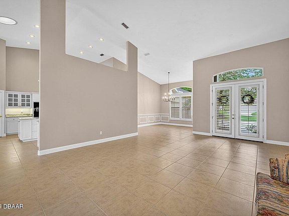 3rd image of 6099 Sabal Hammock Cir