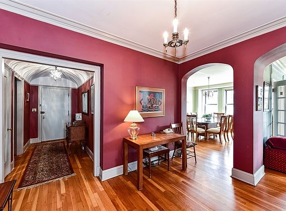 3rd image of 7321 S South Shore Dr APT 2E