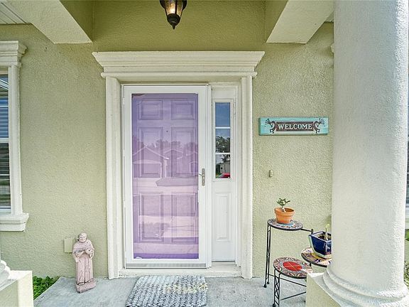 2nd image of 4522 Fairway Oaks Dr