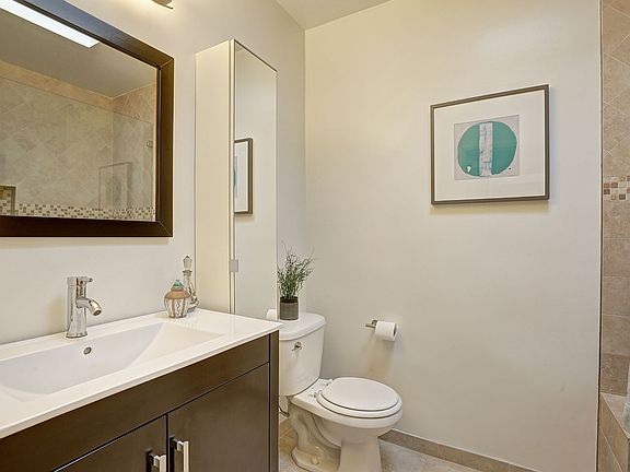 5th image of 7270 Hillside Ave Unit 305