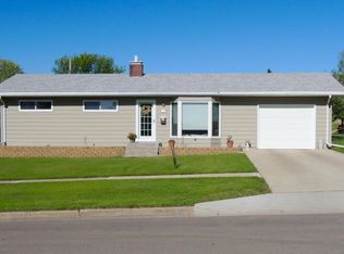 1371 Central Ave N, Valley City, ND 58072