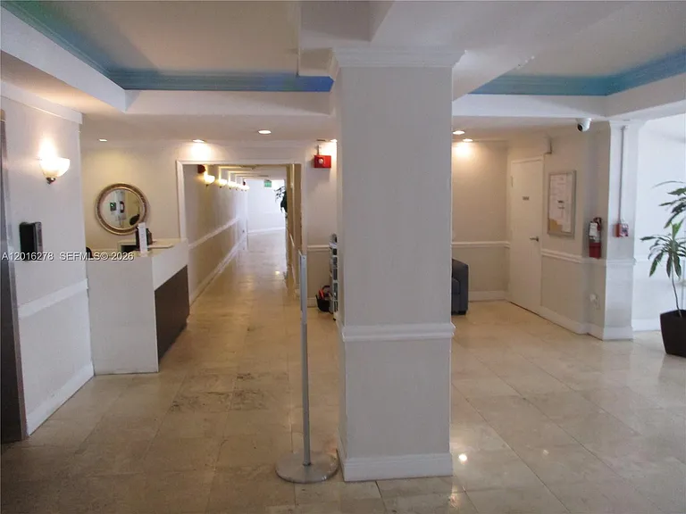5313 Collins Ave #1111 — Photo 28