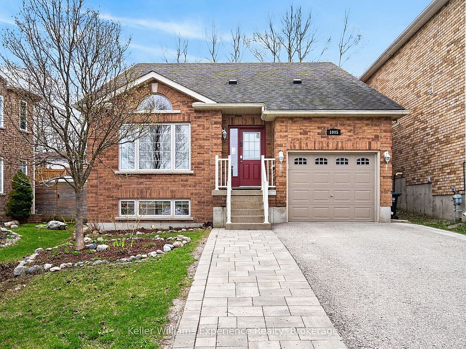1st image of 1005 Whitney Cres
