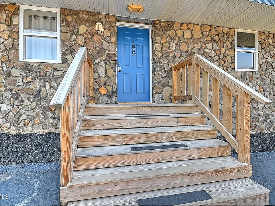 155 Lancaster St