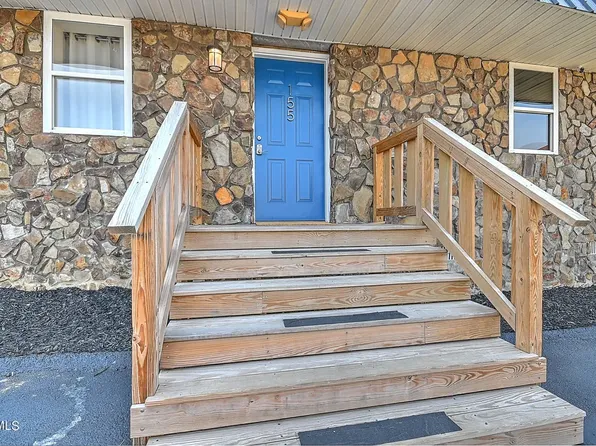 155 Lancaster St, Bristol, VA 24201