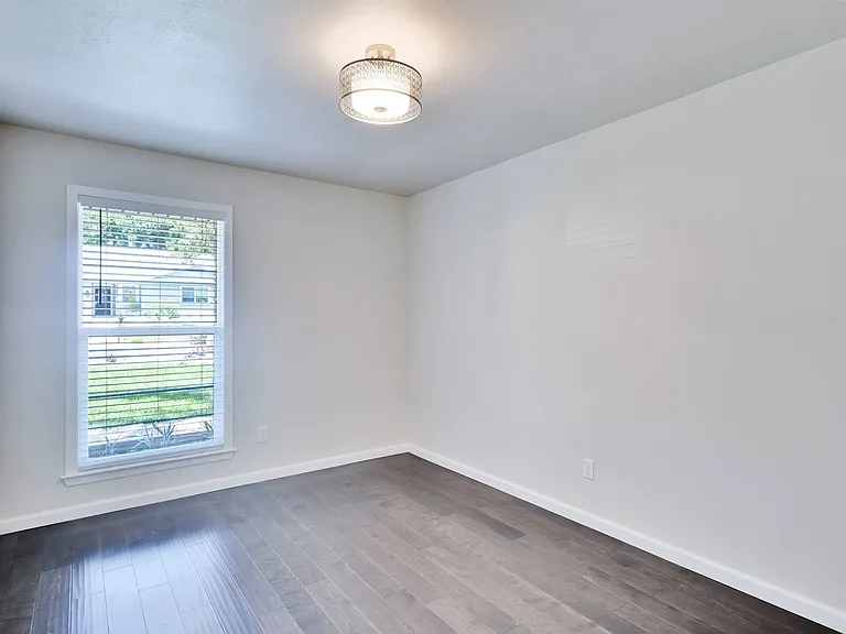 2815 Inridge Dr — Photo 27