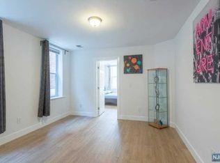 434 W Side Ave #1600, Jersey City, NJ 07304
