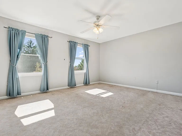 7204 Patton Dr — Photo 17