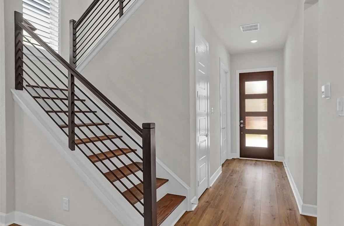Building Photo - 9175 Rock Daisy Ct