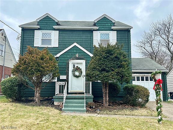 2nd image of 3629 Brightway St