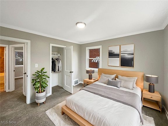 4th image of 3338 Grovewood Ave