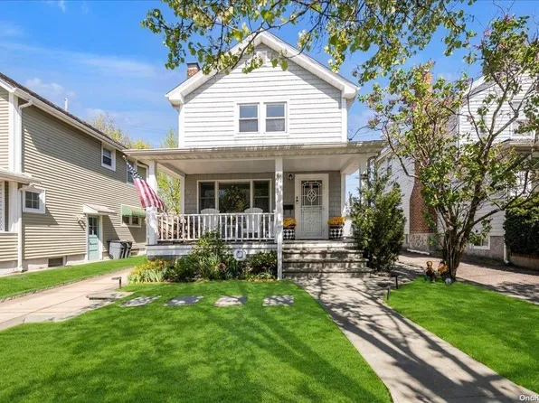 81 Haven Avenue, Port Washington, NY 11050