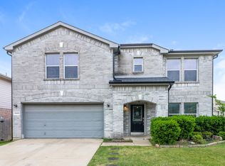 8000 Sartain Dr, Fort Worth, TX 76120