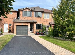 15 Bruce Cres, Barrie, ON L4N8T8