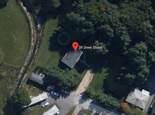 39 Drew St, Lewiston, ME 04240