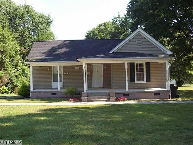 1st image of 1006 2nd St