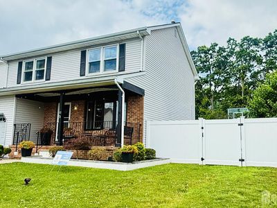 22 Ned Ct, Sewaren, NJ, 07077