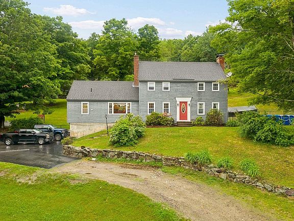 2nd image of 39 Briar Hill Road