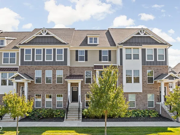 1208 Chapman Dr, Westfield, IN 46074