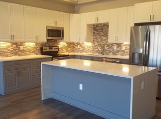 108 1st Ave SE #230, Minot, ND 58701