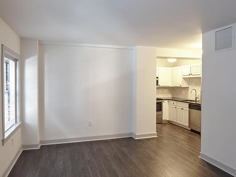 Dining/Living room
