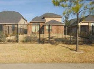 18427 S Raven Shore Dr, Cypress, TX 77433