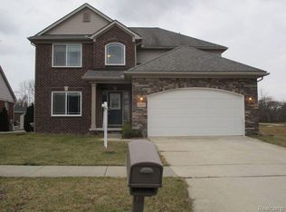 20902 Oak Rdg, Clinton Township, MI 48036