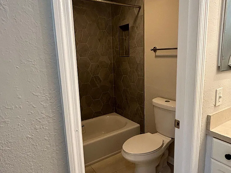 100 Fairway Park Blvd #1910 — Photo 9
