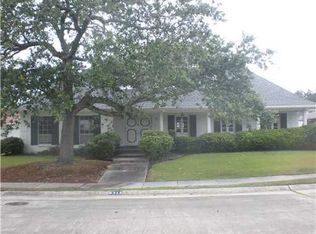 6312 Paris Ave, New Orleans, LA 70122