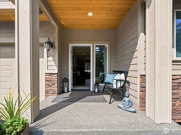 3rd image of 3809 186th Street Ct E