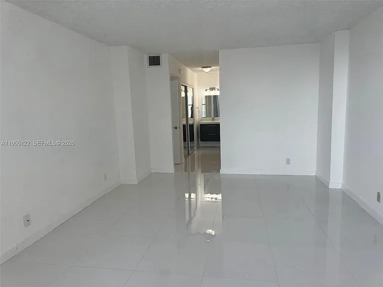 3800 S Ocean Dr #1725 — Photo 9